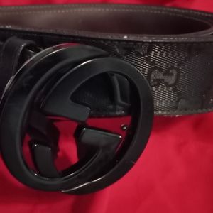 Black on Black Gucci Interlocking Belt